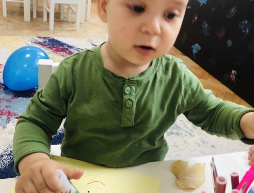 Картини от есенни листа