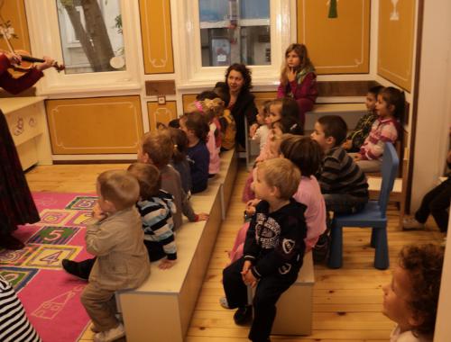Гостува цигуларката Нина Куюмджиян